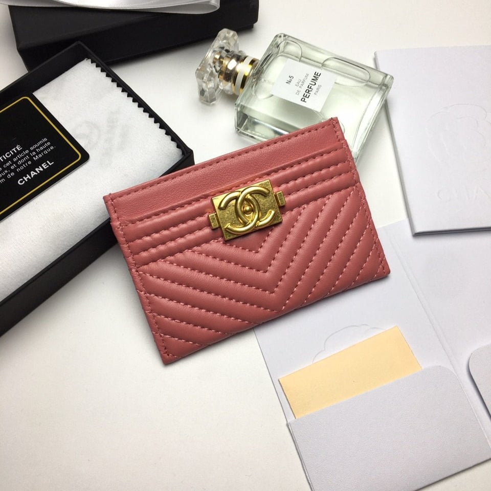 Chanel Line Card Holder 11.2 Coral Calfskin Gold Icon