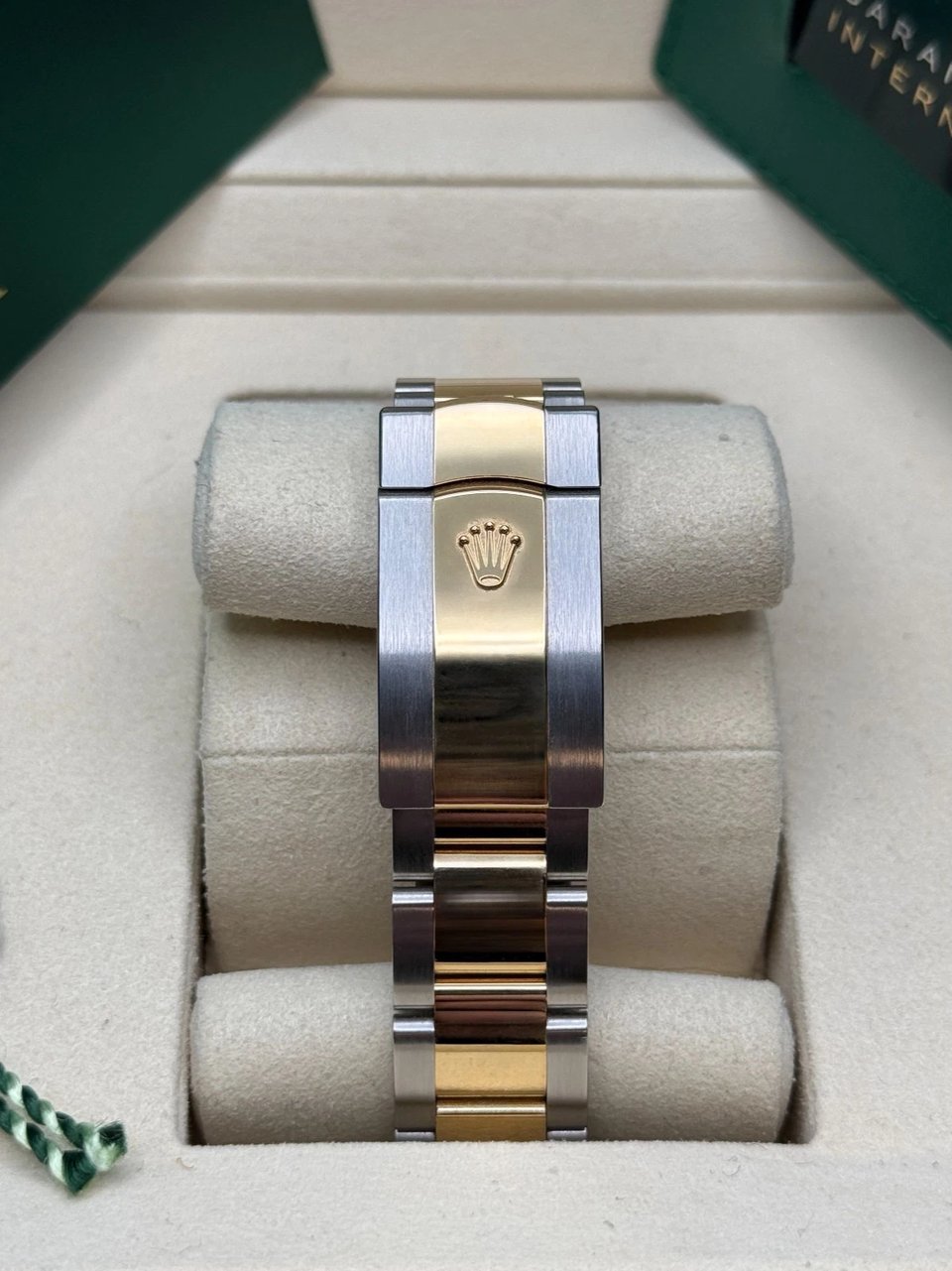 [Superclone] Rolex Datejust 41mm White Dial Yellow Oyster 126303 view 7