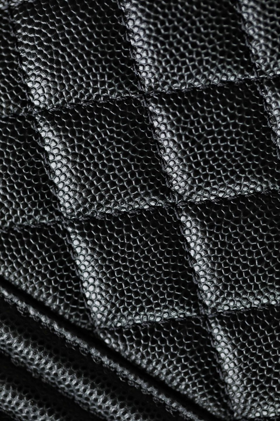 Chanel Medium Boy Quilted Gold Chain Black 25Cm view 9