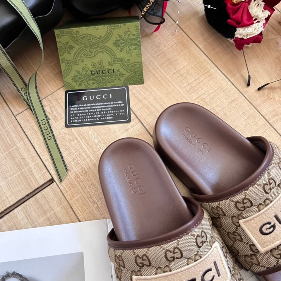 Gucci Gg Horizontal Strap Sandals With Tag In Brown view 5