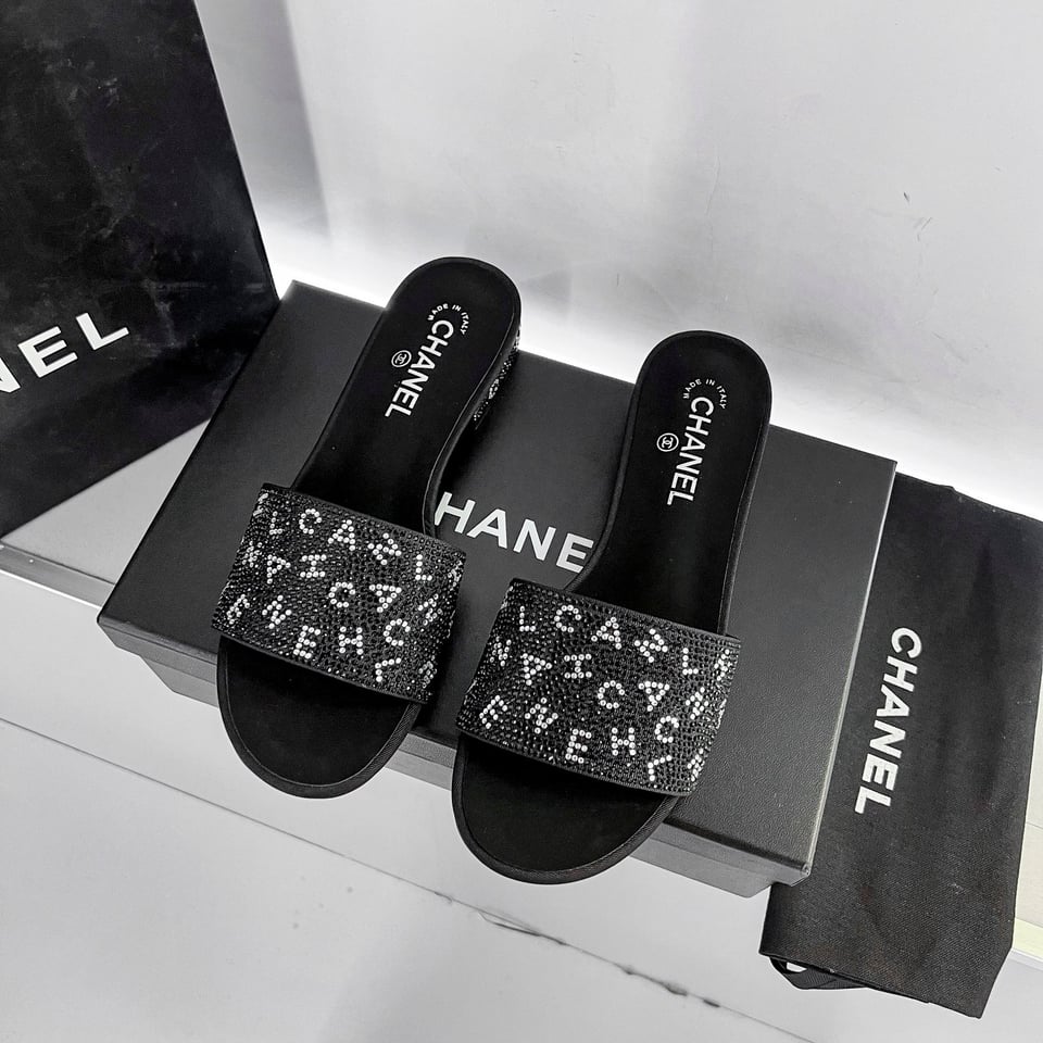 Chanel 24P Beaded Diamond Logo Slippers Black view 3