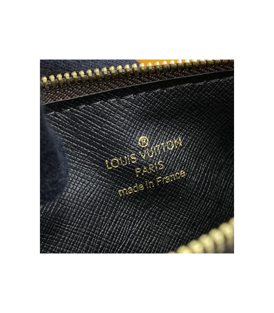 Louis Vuitton Trio Pouch view 15