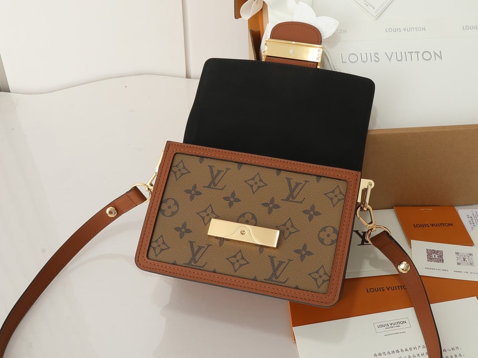 Louis Vuitton Mini Dauphine Other Monogram Canvas Women 20Cm M45959 view 16