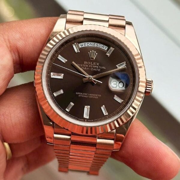 [Superclone] Rolex Day-Date 40mm Chocolate Dial Fluted President 228235 view 2