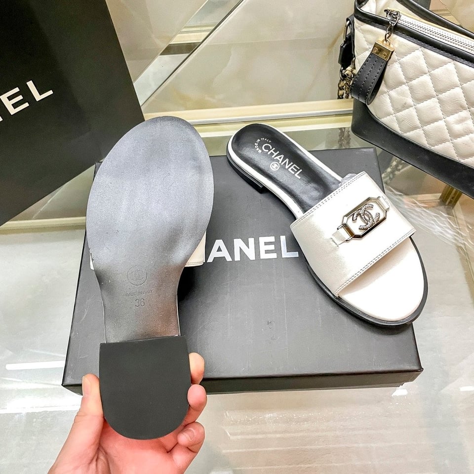 Chanel Slippers With Cc Silver Hardware White view 5