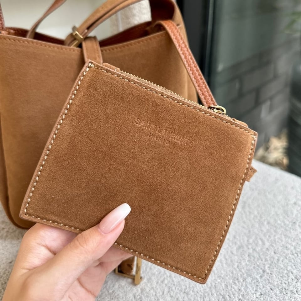 Saint Laurent Le 5 A 7 Supple In Suede Golden Brown 24Cm view 4