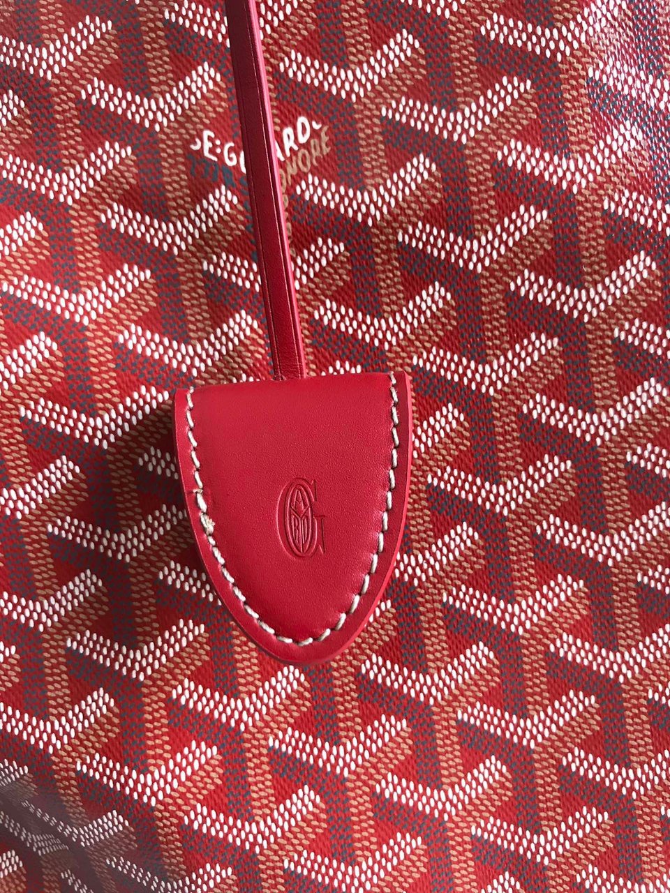 Goyard Bellechasse Biaude Pm Bag 36cm Classic Red Goyardine Canvas And Calfskin Trim view 4