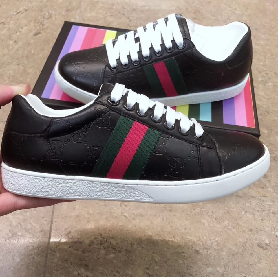 Gucci Ace Black Logo Sneaker 386750 Cwcg0 1070 view 5