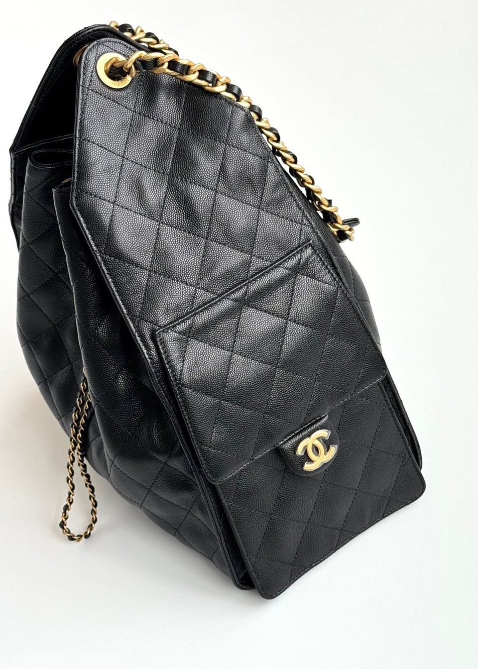 Chanel crossbody bag 25 Medium Handbag Grained Calfskin &amp; Gold-Tone Metal Black 40cm/15.7in view 9