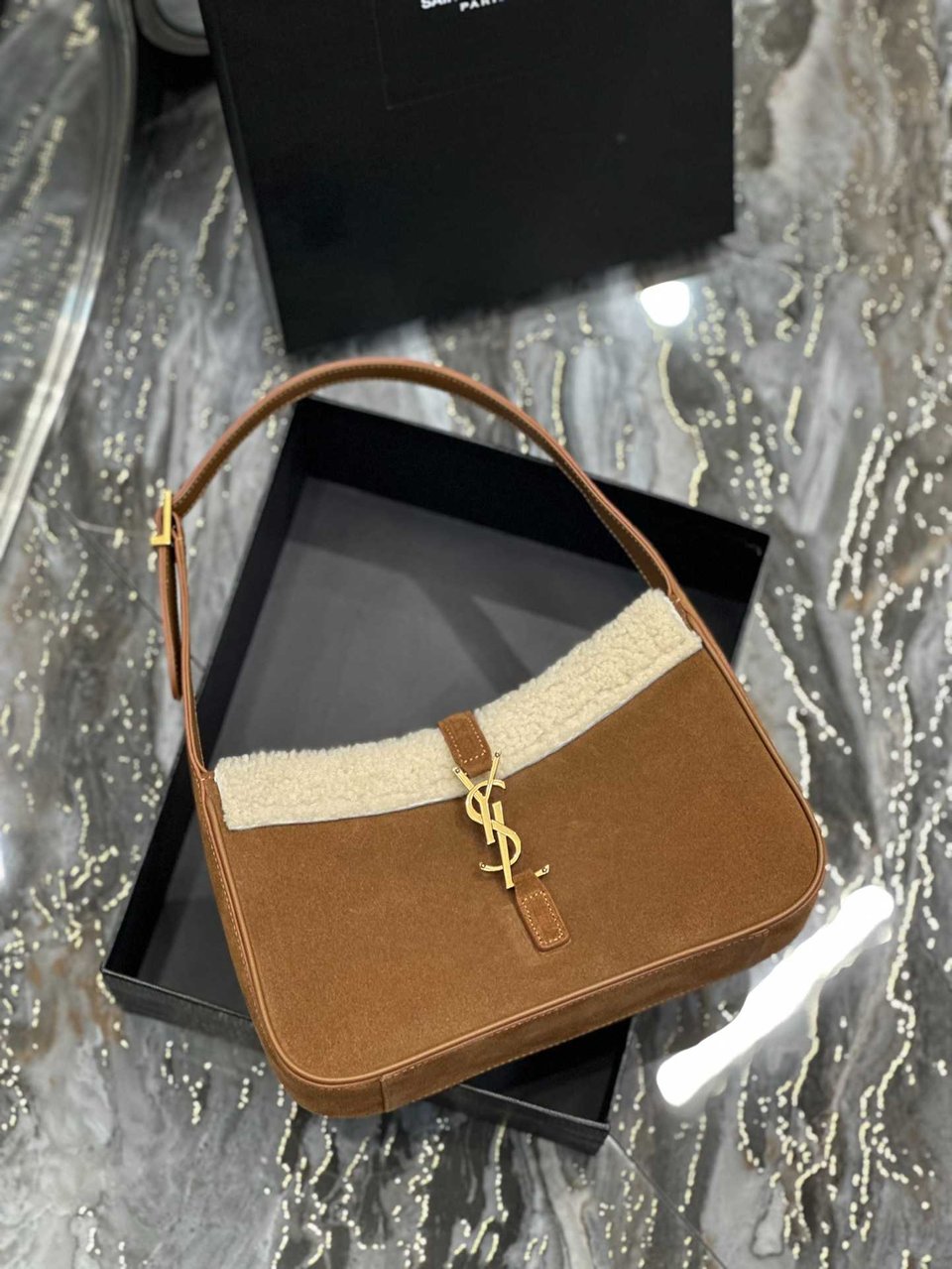 Saint Laurent Le 5 A 7 Hobo Bag In Suede And Shearling view 9