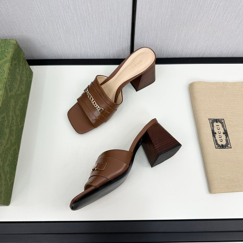 Gucci Signoria Slide Sandal In Brown 786595 Aaboc 2176 view 6