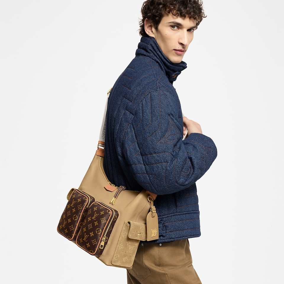Louis Vuitton Hobo Cargo M12697 view 8