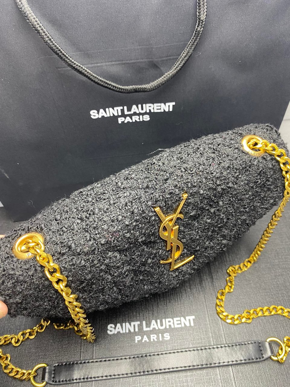 Saint Laurent Small Loulou Boucle Bag Black 23Cm view 5