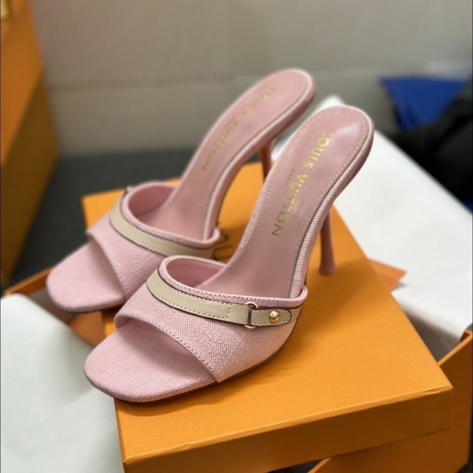 Louis Vuitton 6Am Mule Rose 1Adifx view 4