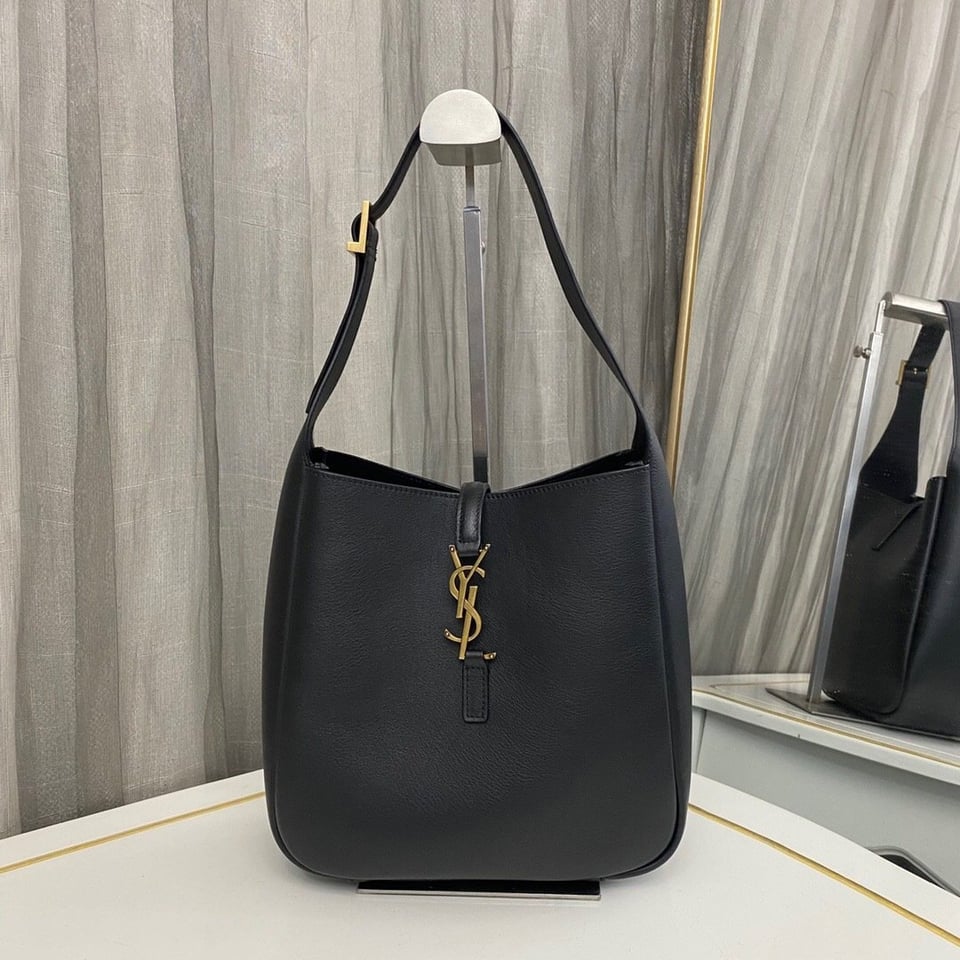 Saint Laurent Le 5 A 7 Soft Small Hobo Bag In Smooth Leather Black 27cm view 3