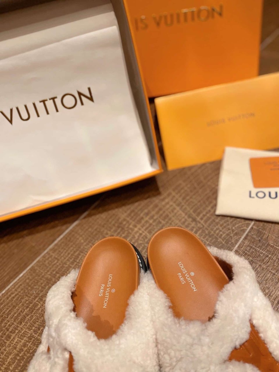Louis Vuitton Paseo Flat Comfort Mule Brown White 1Aa1Vt view 9