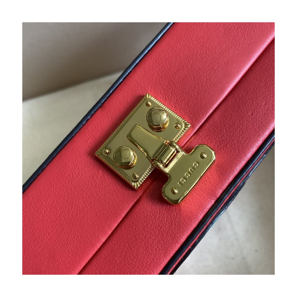 Gucci Interlocking G Mini Bag in Red Leather view 6