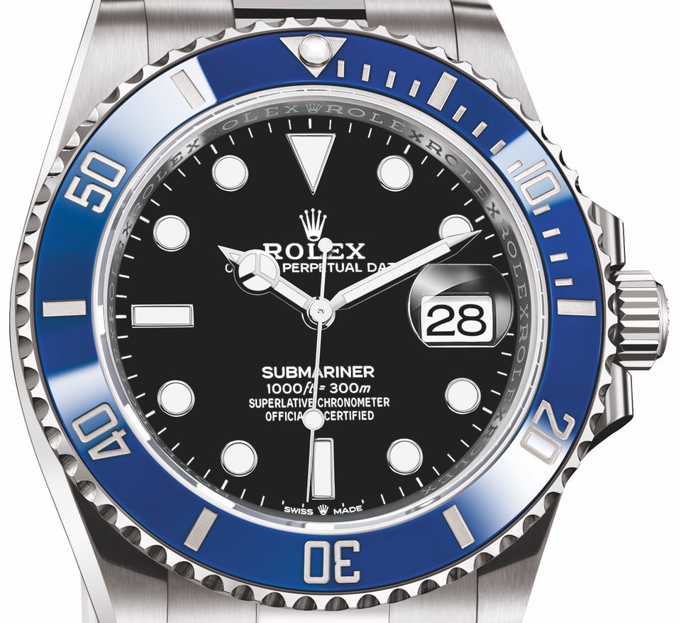 Rolex Submariner 41mm Black Dial 126619LB view 3