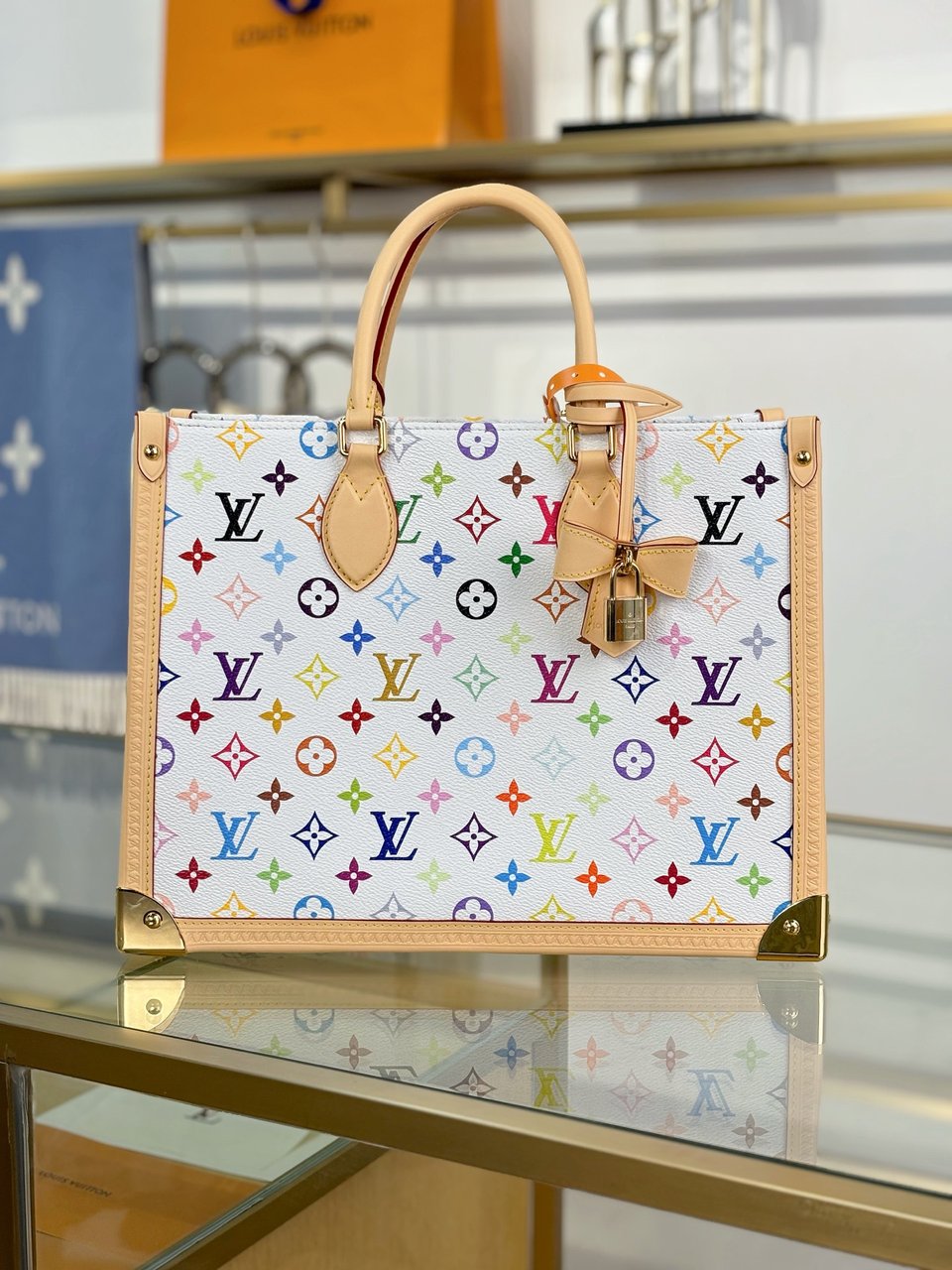 Louis Vuitton x Takashi Murakami LV x TM OnTheGo MM Multicolored Bag M13079 35cm/ 13.8in view 10