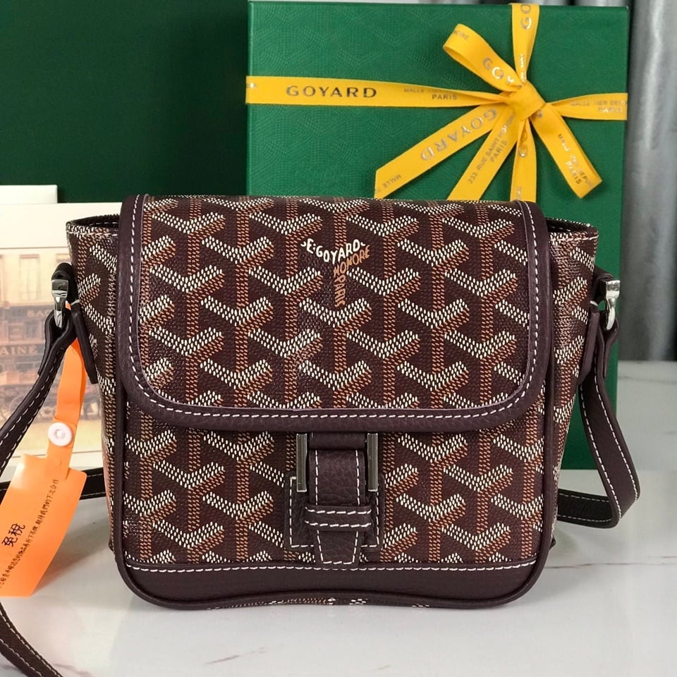 Goyard Grand Bleu 16 Cm Wine Red Goyardine Canvas And Lambskin view 2