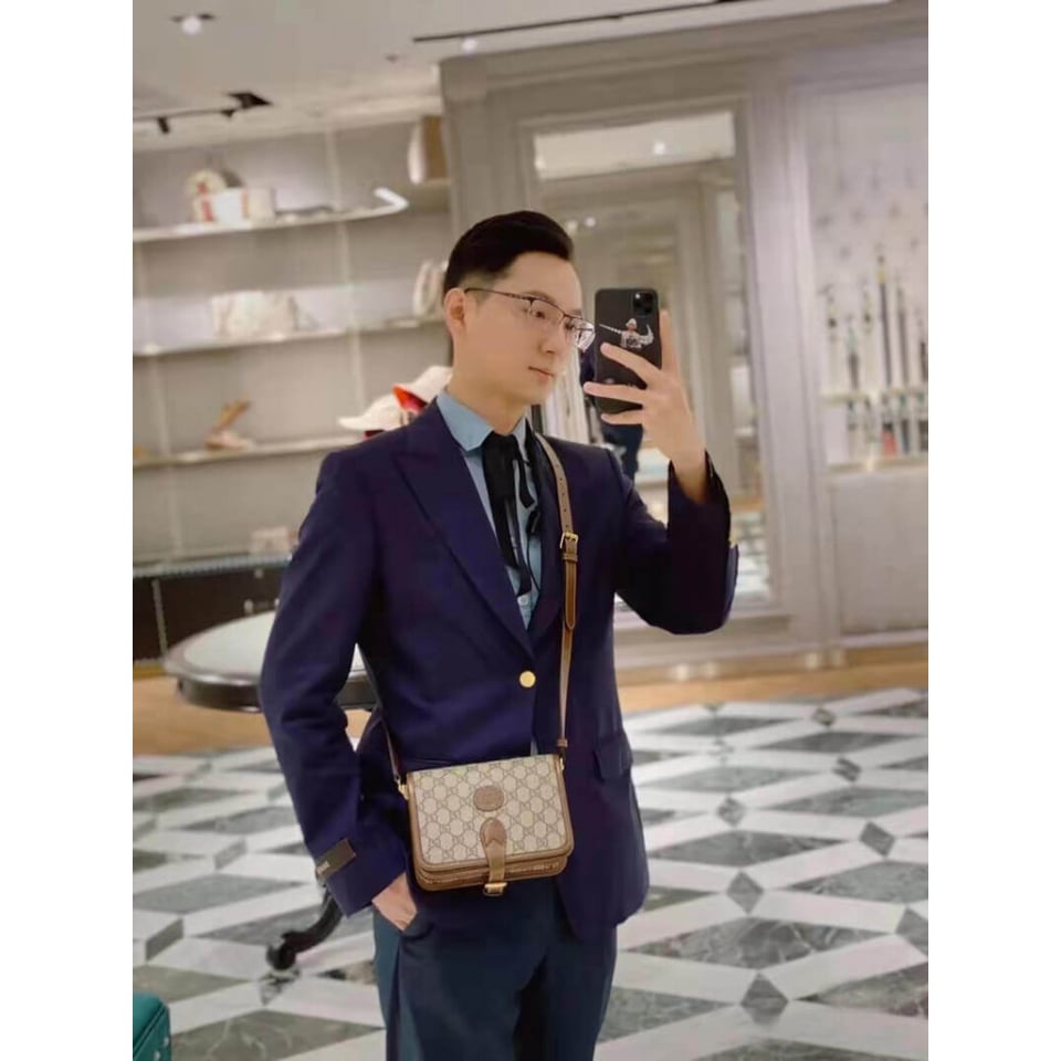 Gucci Mini Shoulder Bag with Interlocking G in GG Supreme view 4