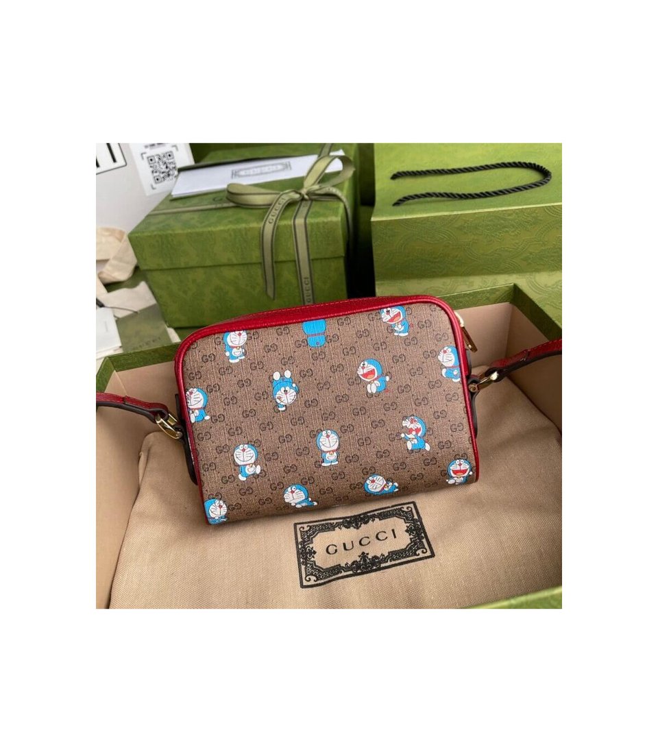 Gucci x Doraemon Mini Crossbody Bag 17.5cm/ 6.9in view 6