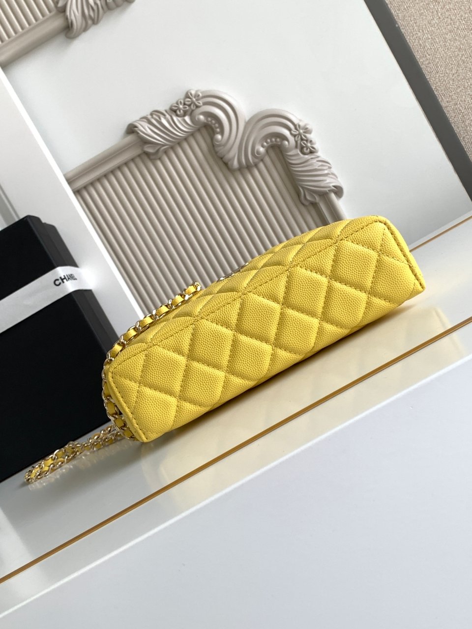 Chanel 25C Vanity Case Yellow 20cm view 6