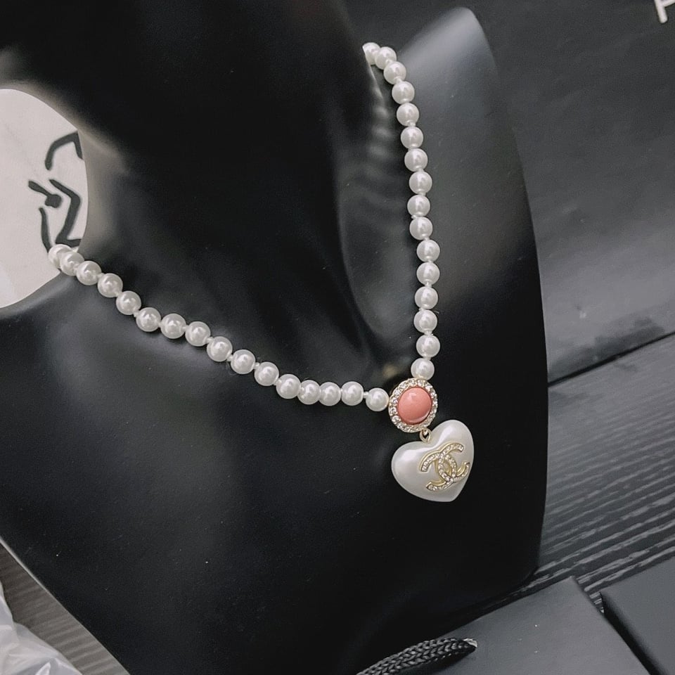 Chanel Large Heart Pearl Pink Crystal Cc Necklace view 3