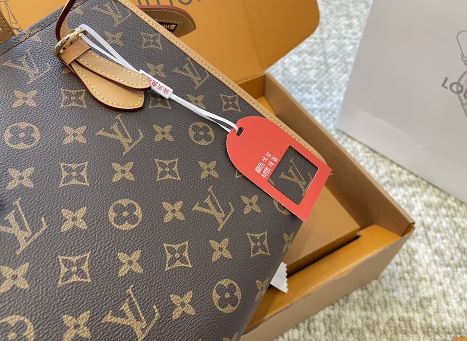 Louis Vuitton Popincourt Hart Tote Handbag Monogram Canvas 27.5Cm M40007 view 8