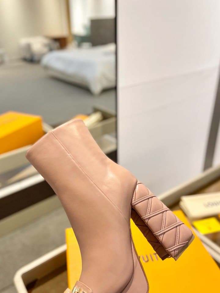 Louis Vuitton Shake Platform Ankle Boot Brown view 7