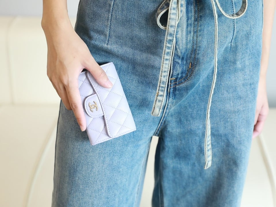 Chanel Flap Card Holder 11.3 Light Purple Grained Calfskin Silver Icon view 4