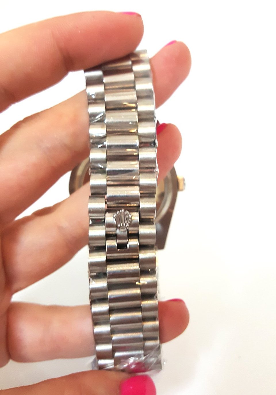 Rolex Day-Date 36mm Silver Dial 118346 view 7
