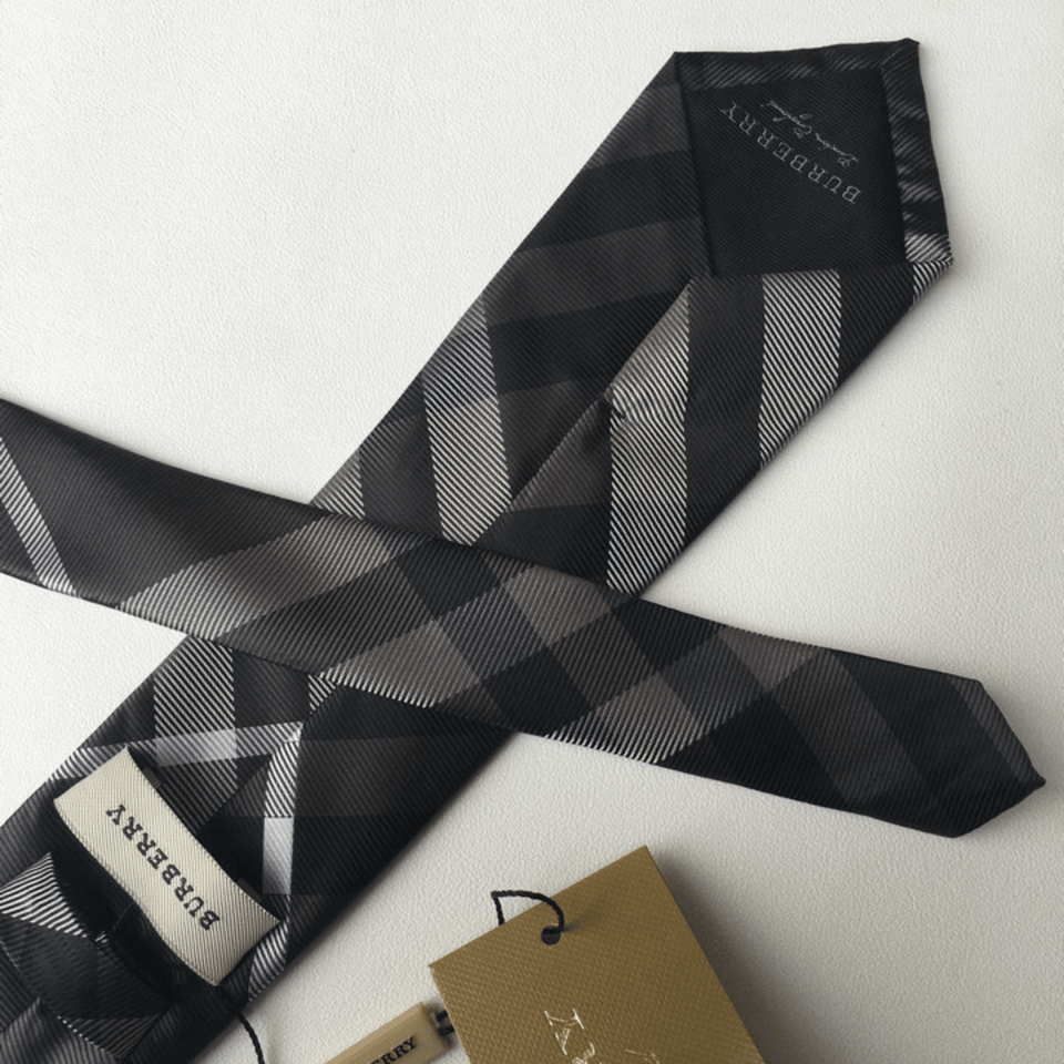 Burberry Gray Nova Check Silk Tie For Men view 4