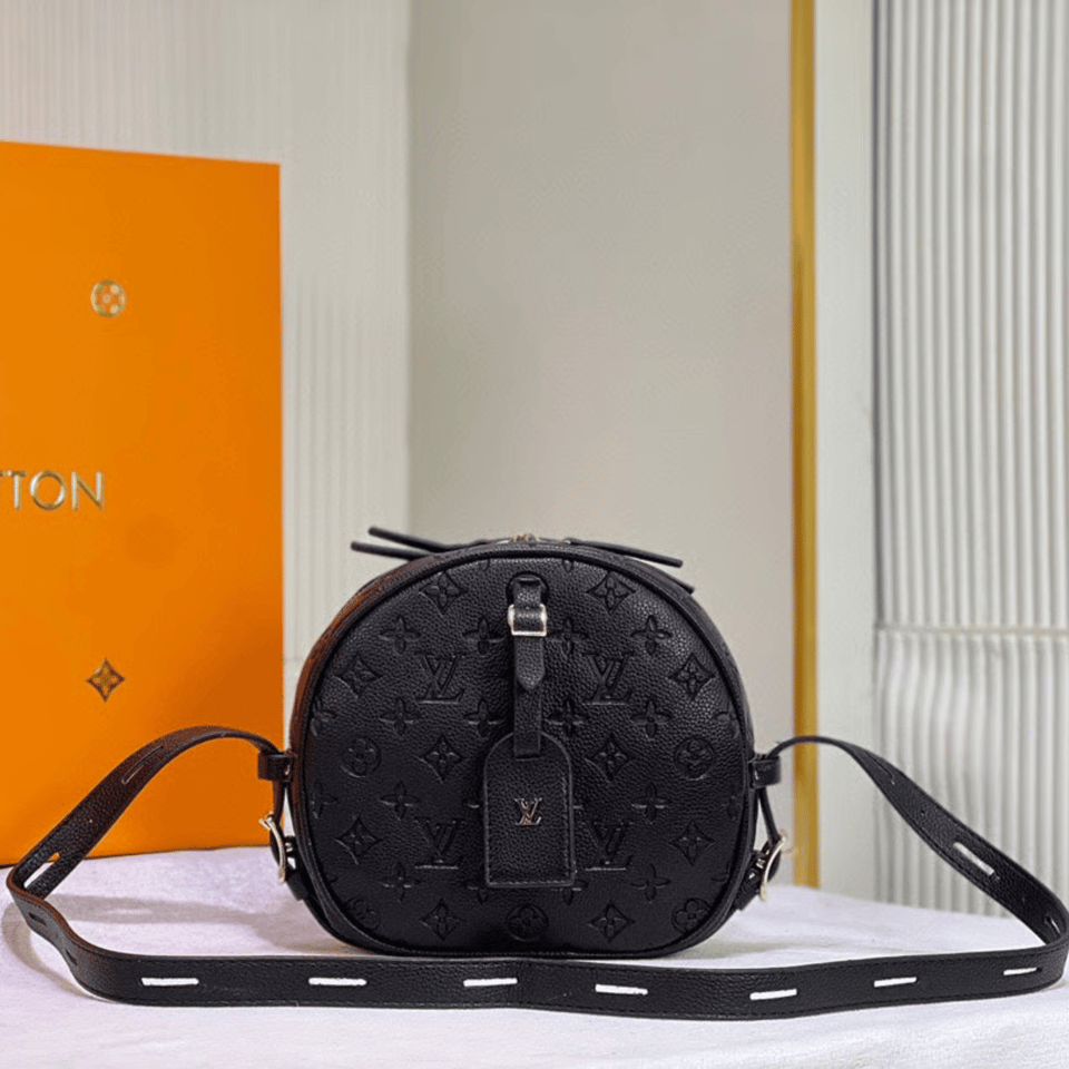 Louis Vuitton Boite Chapeau Souple Mm 22Cm M45649 view 6
