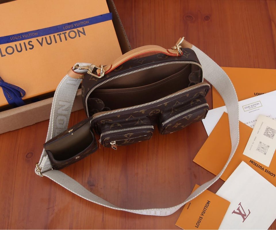 Louis Vuitton Utility Cross-Body Bag Brown 20cm view 4