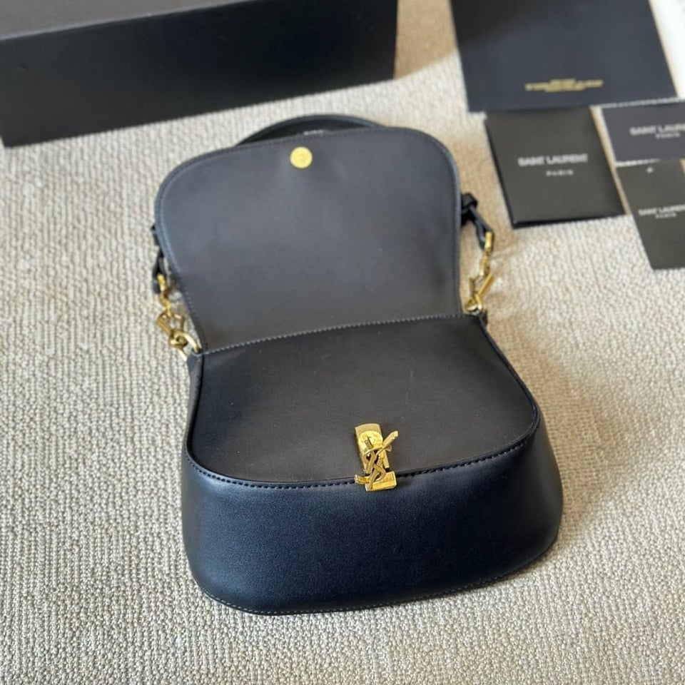 Saint Laurent Voltaire Top Handle In Box Black 20Cm view 6