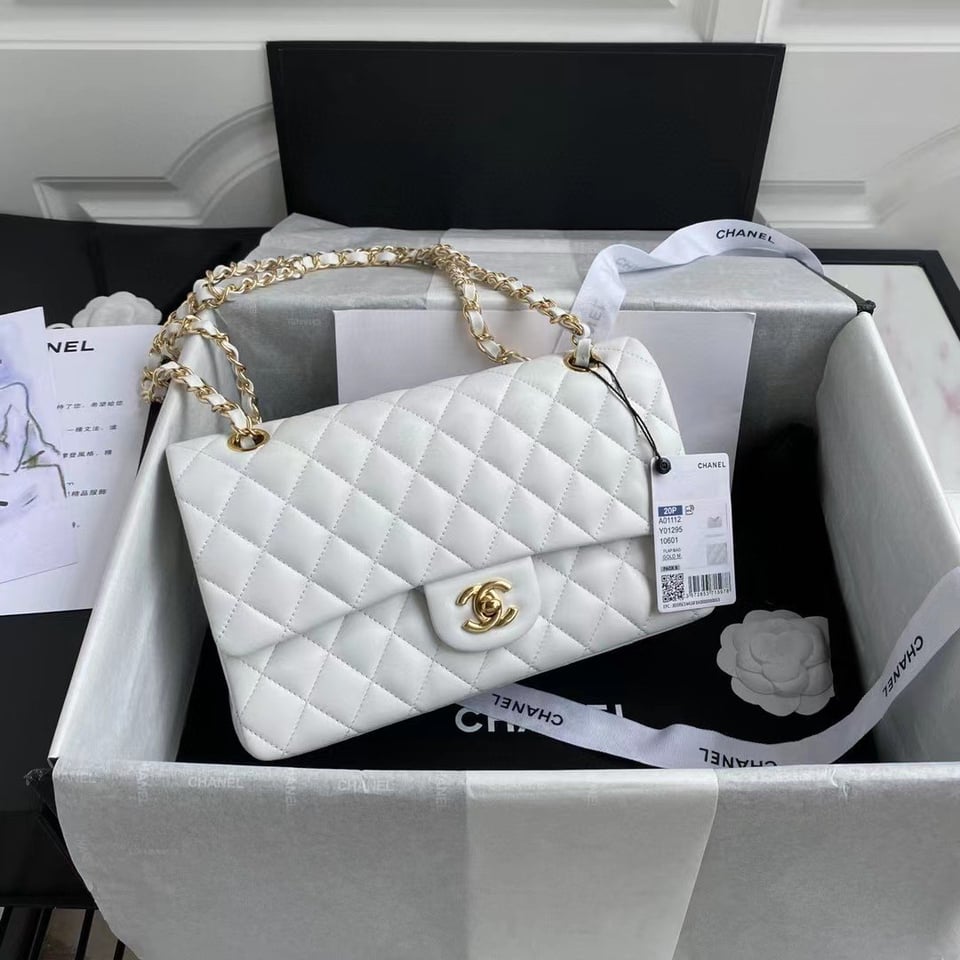 Chanel Classic Medium Handbag White 25Cm A01112 view 3