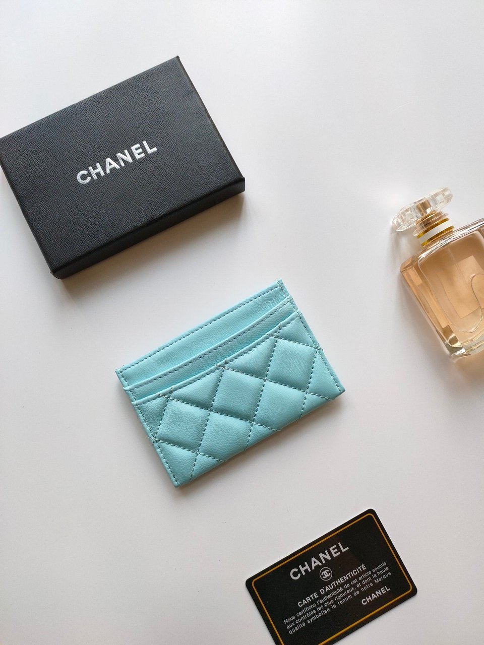 Chanel Card Holder 11.2 Sky Calfskin Gold Icon view 6