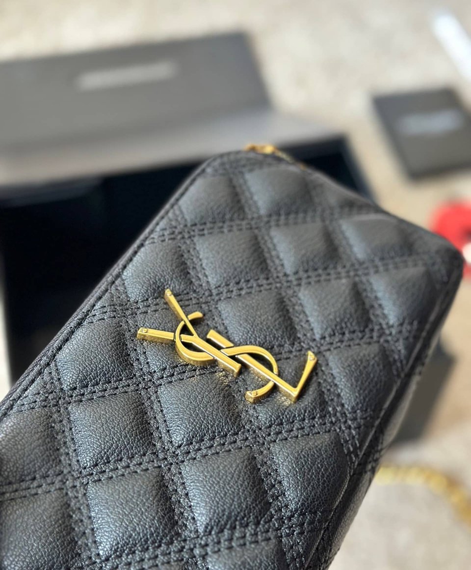 Saint Laurent Becky Quilted Double Zip Pouch Bag Black 20Cm view 9