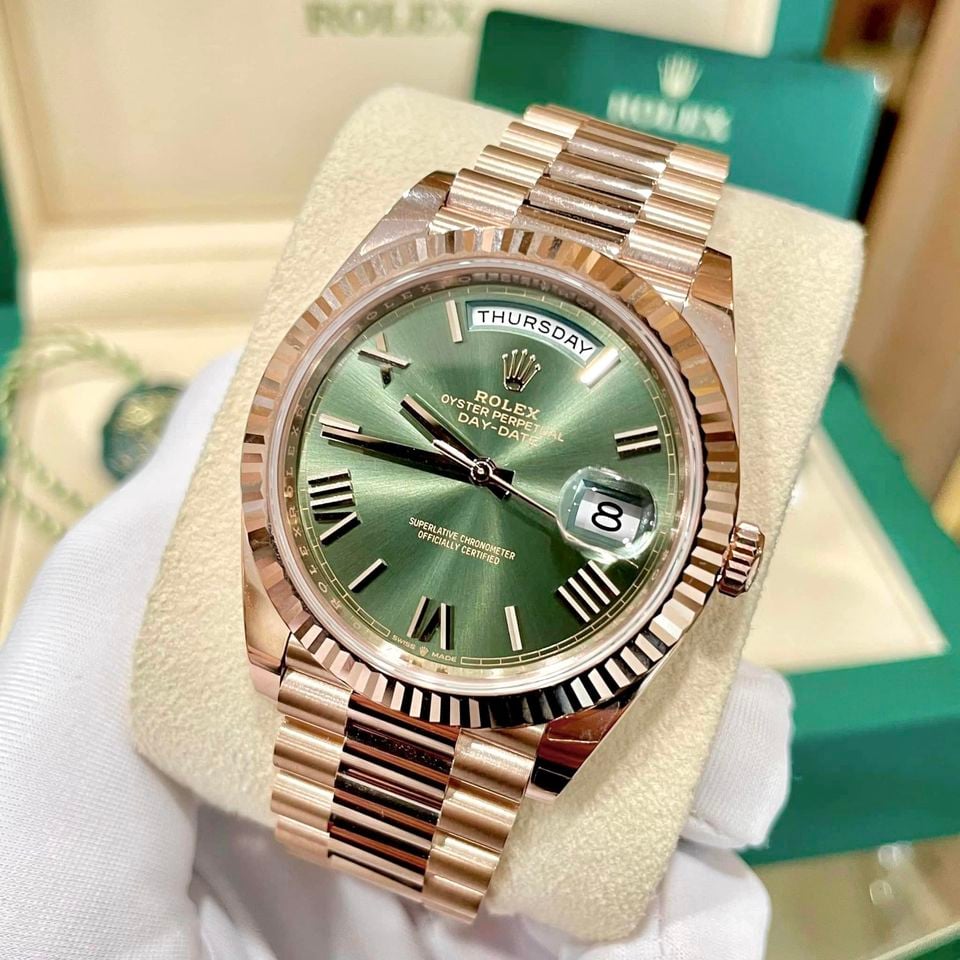 [Superclone] Rolex Day-Date 36mm Olive Green Dial President 128235 view 3