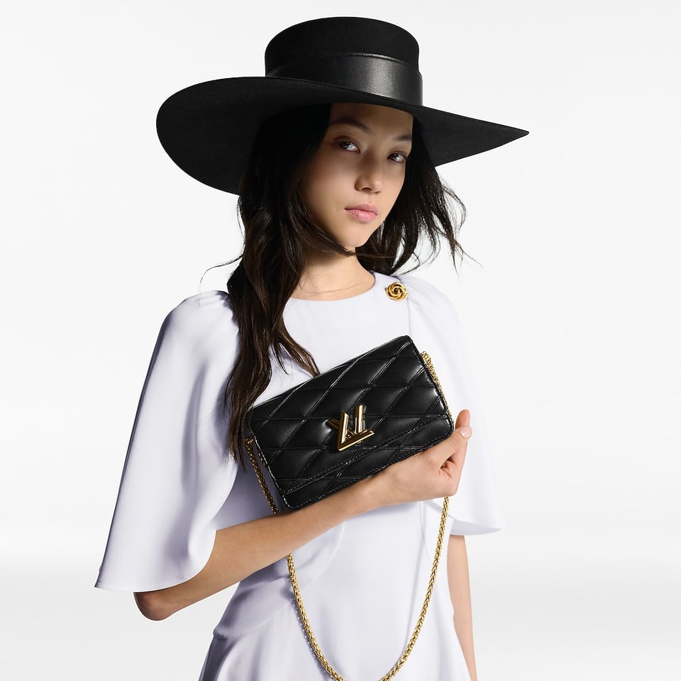 Louis Vuitton On Chain Go-14 20cm M13139 view 7
