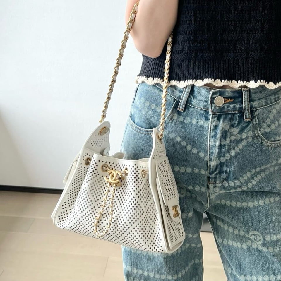 Chanel See Through Drawstring Bucket Bag Calfskin 22cm/8.7in view 2