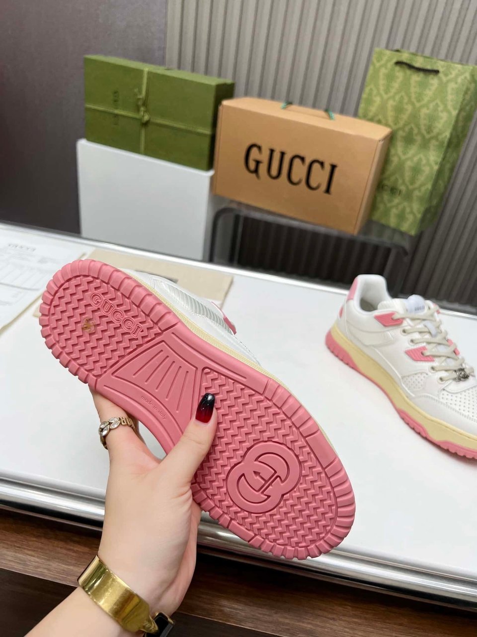Gucci Women’S Distressed Effect Sneakers Pink view 5