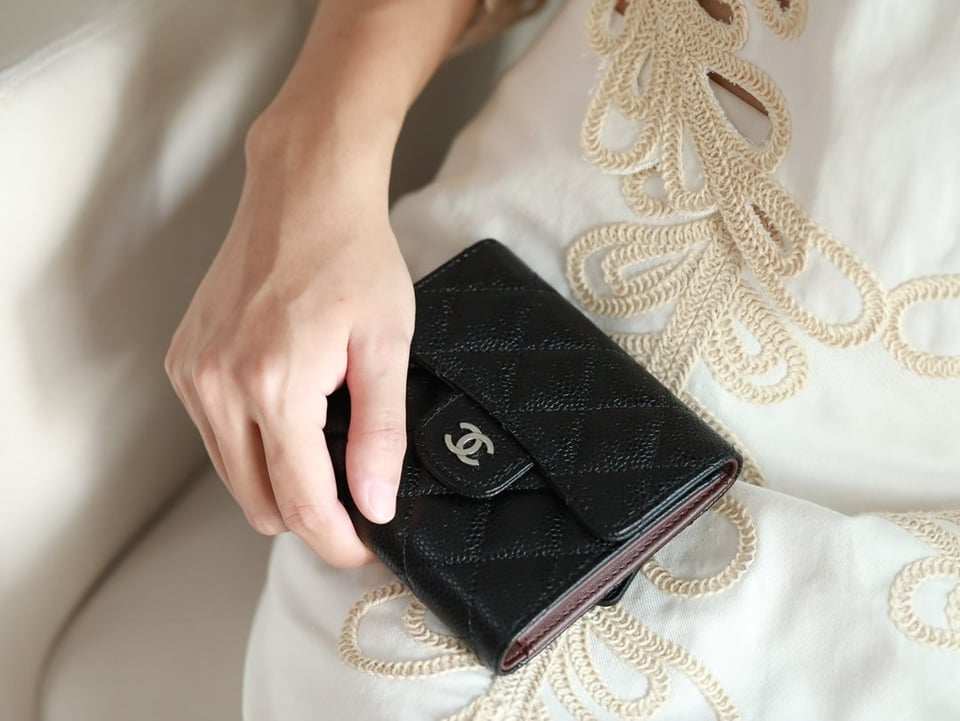 Chanel Flap Card Holder 11.5 Black Grained Calfskin Silver Icon view 7