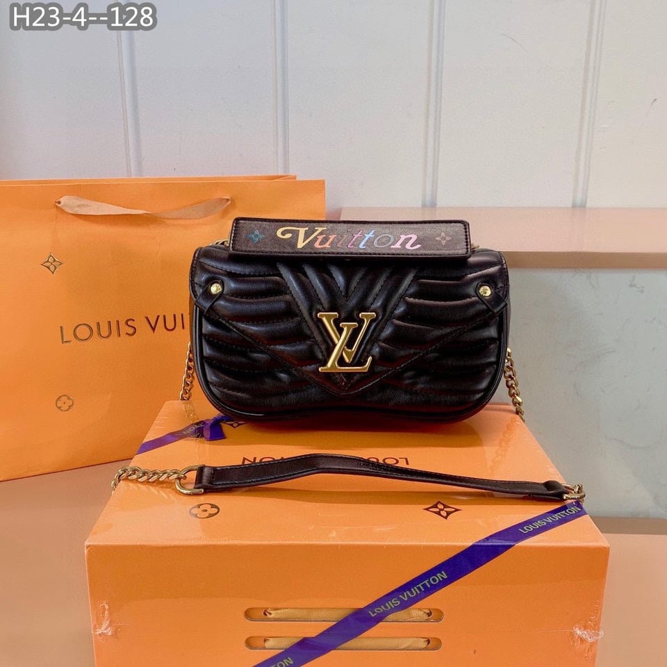 Louis Vuitton New Wave Chain Bag Black 25Cm M55206 view 3