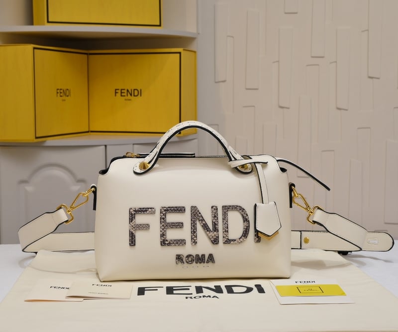 Fendi By The Way Medium White 27cm view 3