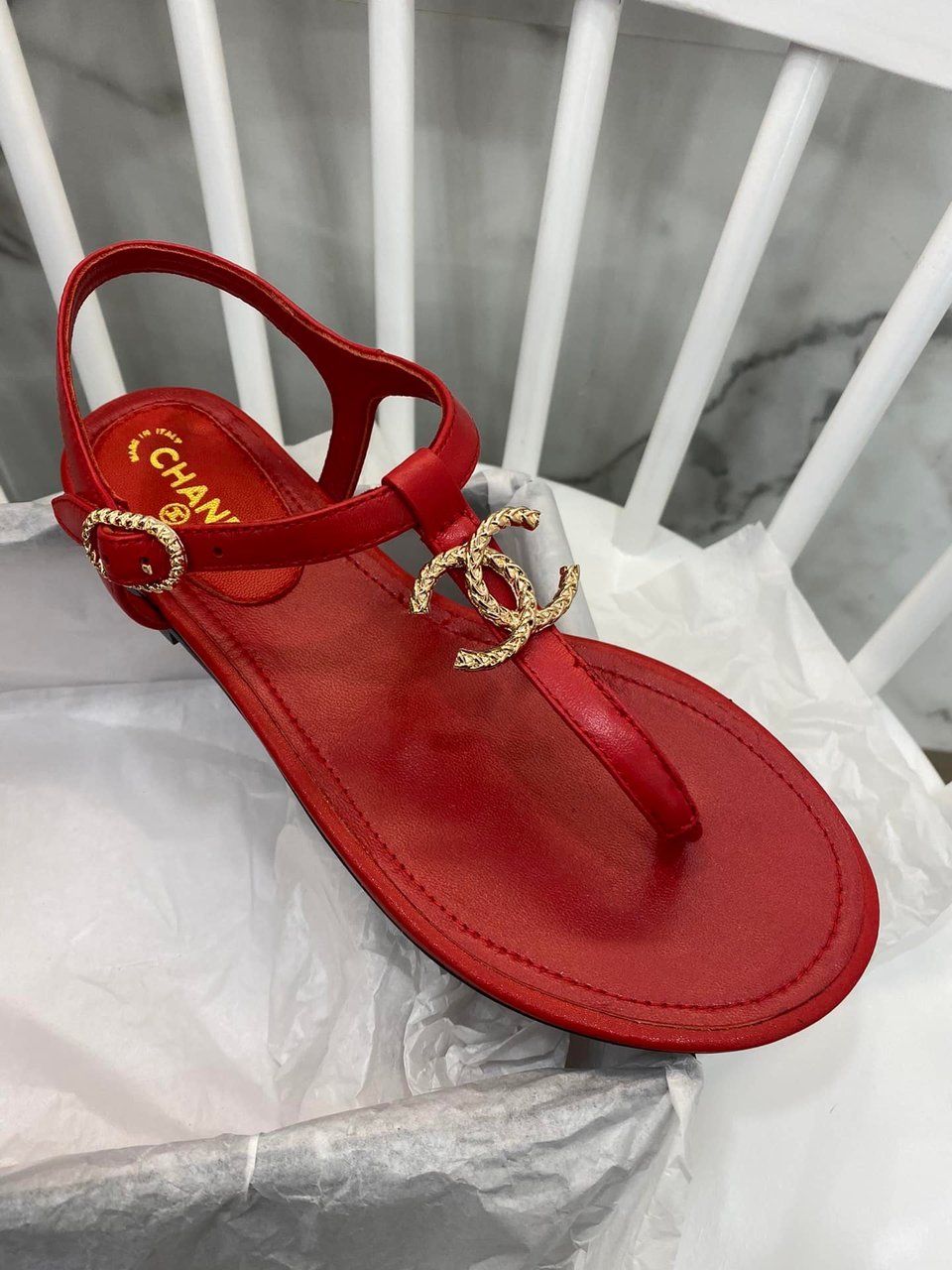 Chanel Gold Cc Logo Thong Sandals Wine Red view 4