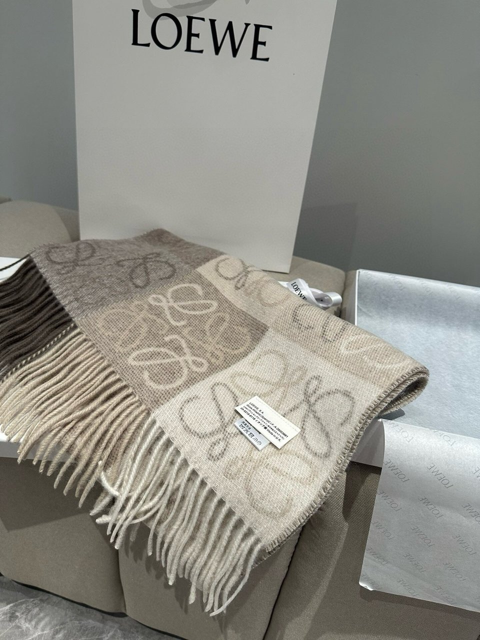 Loewe Jacquard Scarf Anagram Beige For Women 180cm view 4