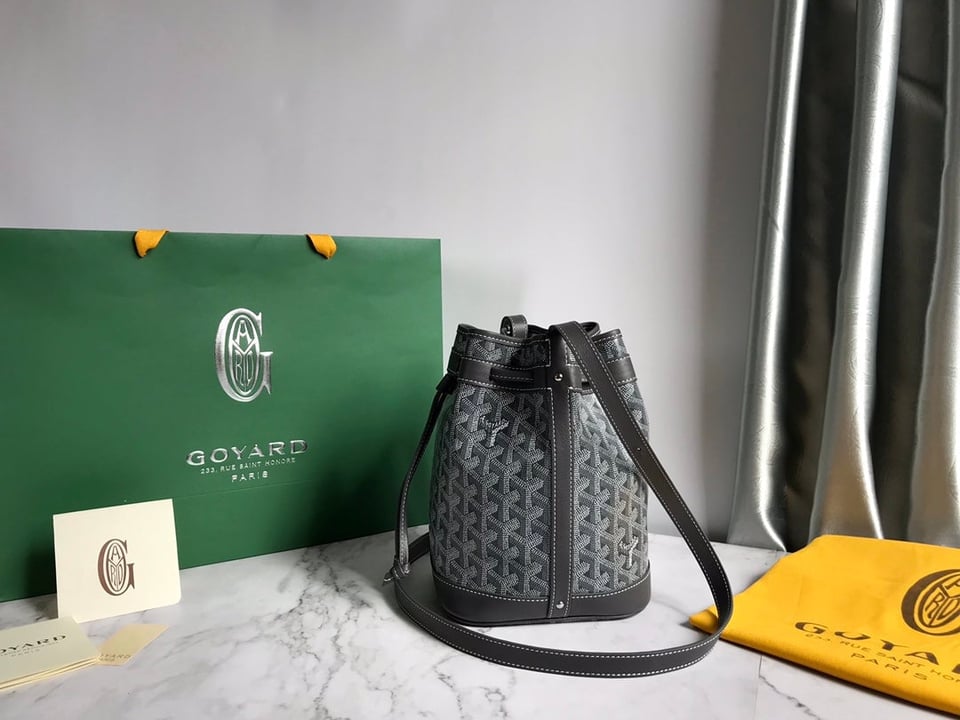 Goyard Petit Flot Bucket Bag 22 Cm Gray Goyardine Canvas And Lambskin Trim view 7