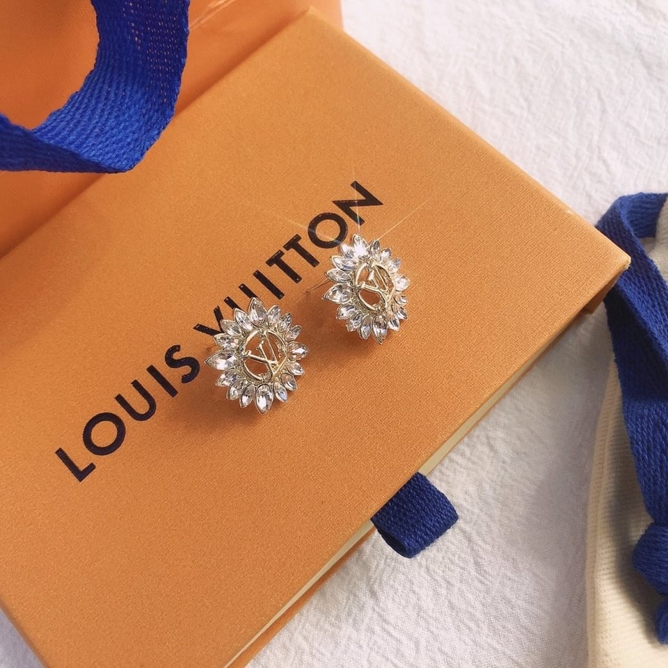 Louis Vuitton Sunburst Crystal Earrings Gold view 7